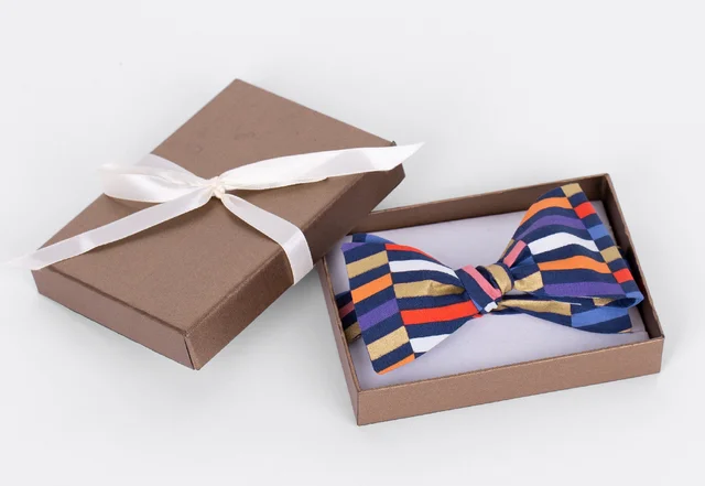 Smoking Fliege Schnittmuster gratis Geschenkbox