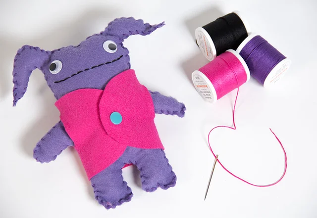 diy felt monster sewing tutorial free