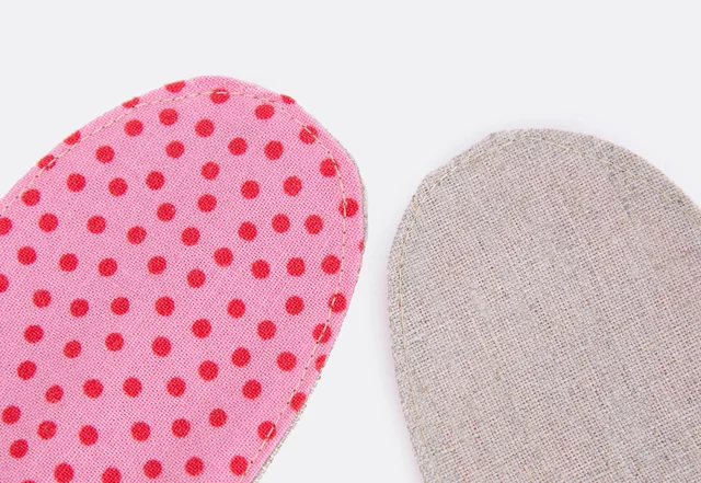 Osterhasenohren wenden und absteppen