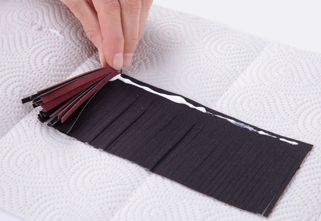 Anleitung Tassel fertigen: Tassel einrollen