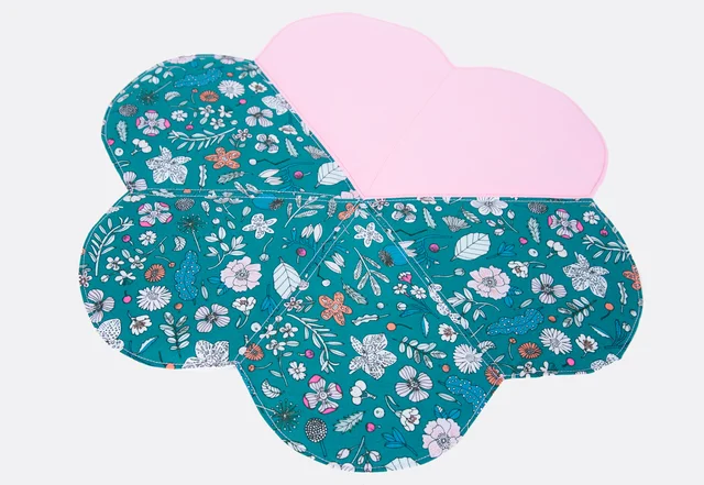 Blumenuntersetzer Freebie, abgesteppte Nähte