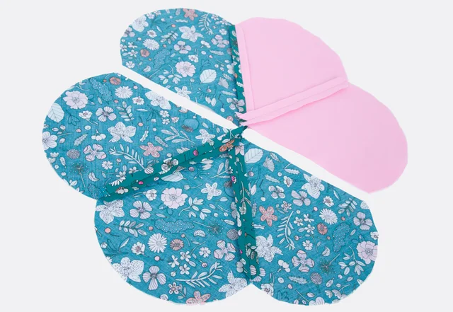 Blumenuntersetzer Freebie, Blütenblätter aneinander nähen