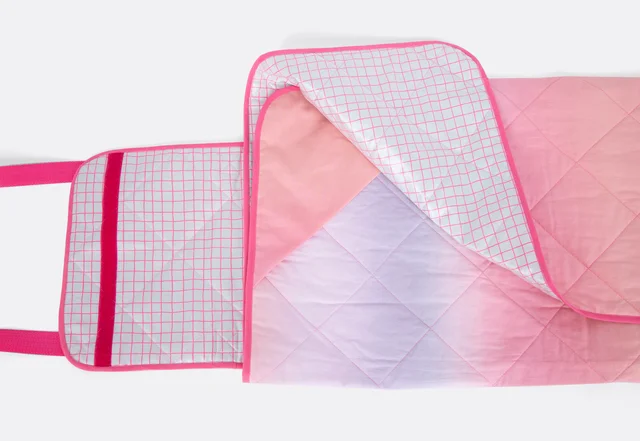 Picknickdecke falten Seiten einschlagen