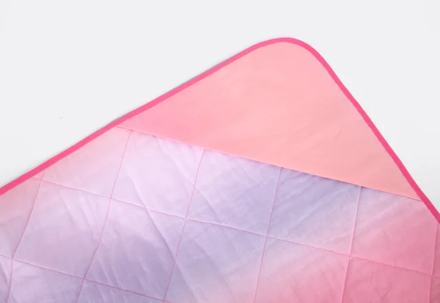 Picknickdecke selber nähen Paspel annähen