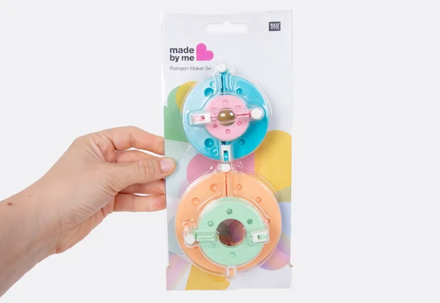 Pompom Maker zum selber machen Pompom Maker zum selber machen