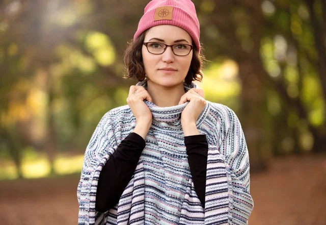 Poncho selber nähen - Rollkragen