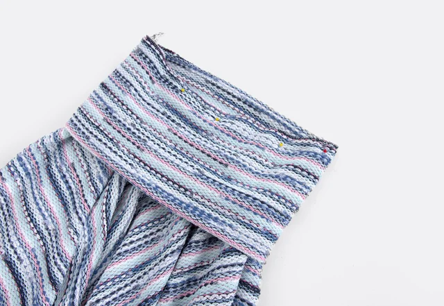 Rollkragen Stoffstück annähen - Poncho selber nähen