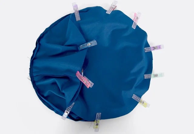 Kissen Anleitung Stoff zusammenstecken mit Wonderclips