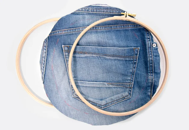 Jeans Hosentasche Stickrahmen Anleitung