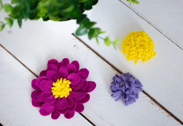 Filzblumen basteln - einfache Nähidee