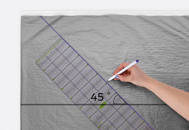 Rauten-Steppstoff vorbereiten Nahtlinie diagonal