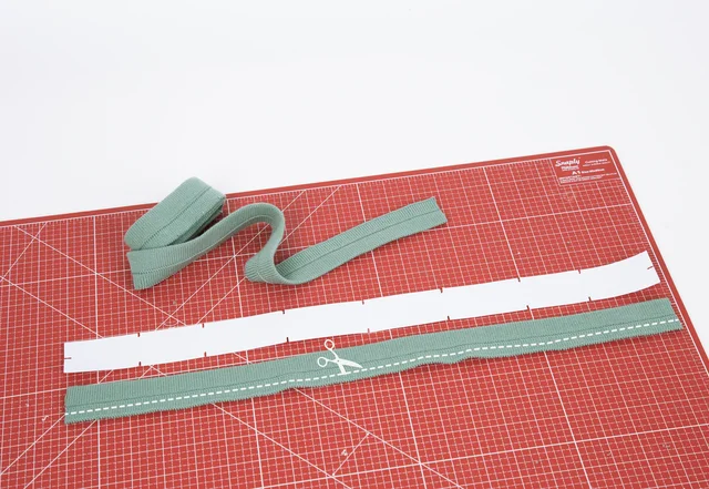 Strickbündchen Ausschnitt zuschneiden