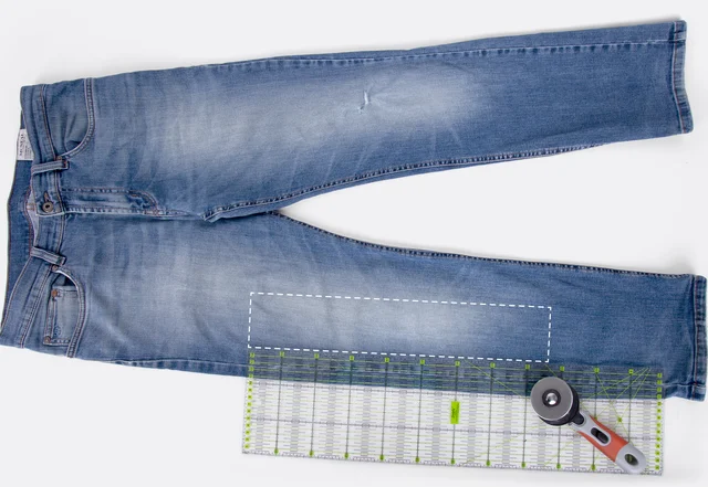 Anleitung Jeans Upcycling Patchwork Rollschneider