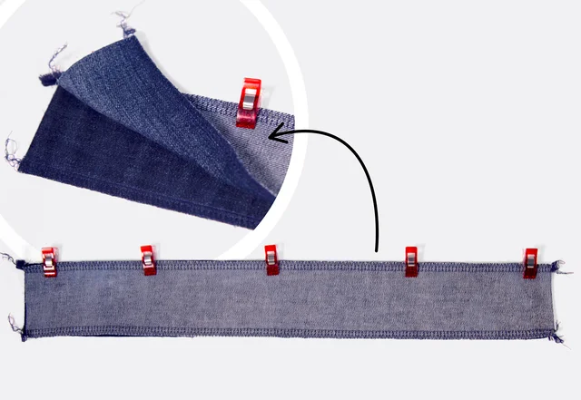 Jeans Patchwork Sitzkissen - Streifen aufeinander nähen