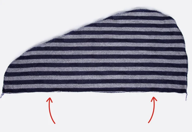 Turban Handtuch untere Kante versäubern