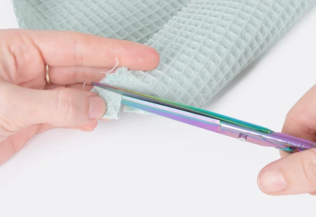 Nahtzugabe bei Briefecke herausschneiden