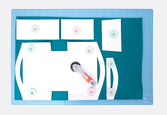 Zuschnitt mit Rollschneider Taschenorganizer aus Filz