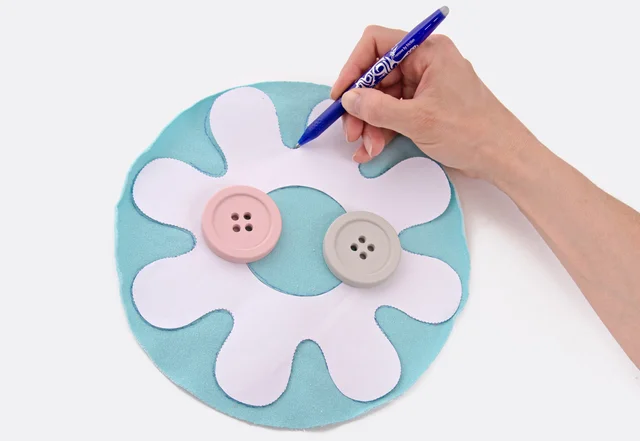 Wende-Oktopus: Krakenbeine-Schnittteil auf Kreis zeichnen