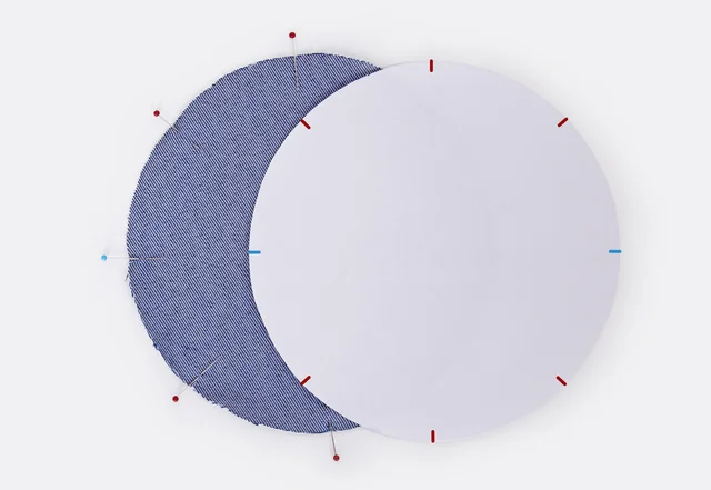 Knipse markieren am Deckel-Schnittteil