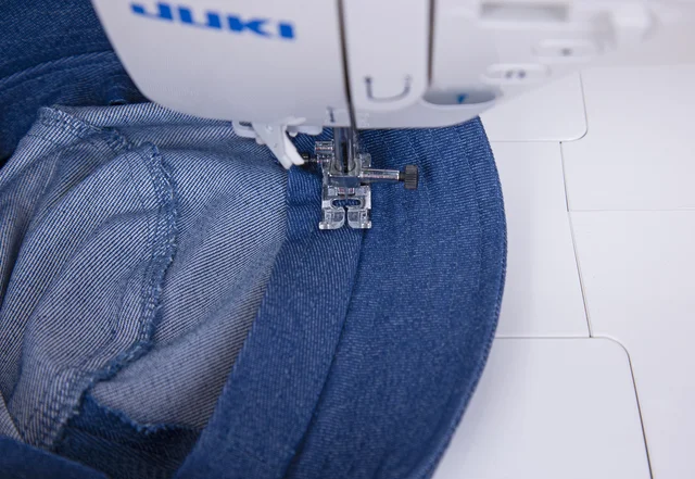 Schweißband von innen absteppen