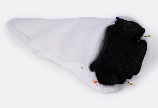 Anleitung für Wichtel Körper an Bodenteil stecken