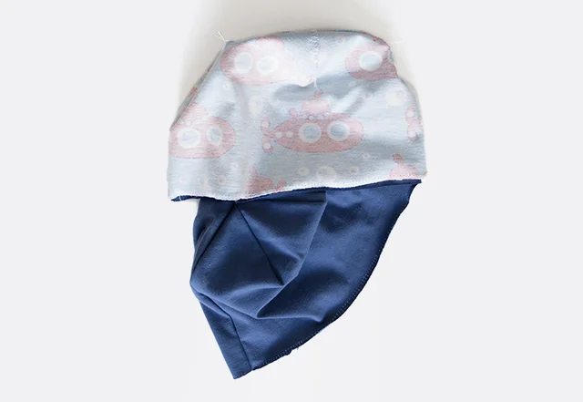 kostenloses Schnittmuster Wendemütze Teile ineinander stecken