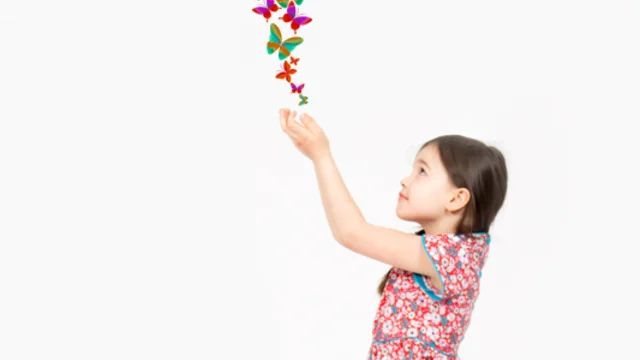 Schnittmuster Kinderkleid aus Webware