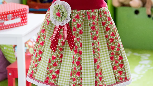 Stoffbrosche und Rock mit Kellerfalten selber nähen