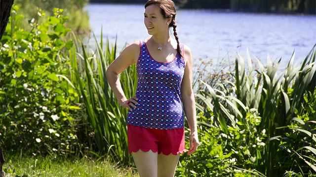 Schnittmuster Damentop für den Sommer nähen