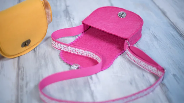 Nähanleitung Schultertasche aus Filz nähen