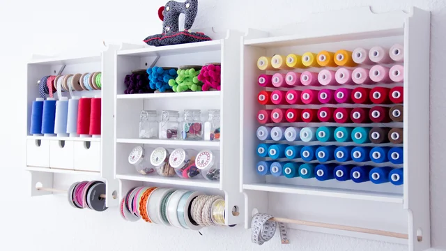 Ordnung im Nähzimmer Aufbewahrung aller Nähsachen