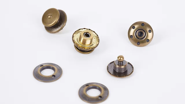 Druckknöpfe zum Anschrauben - Nähen lernen