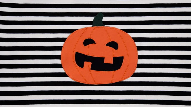 Nähanleitung Halloween Patches Motiv aufnähen