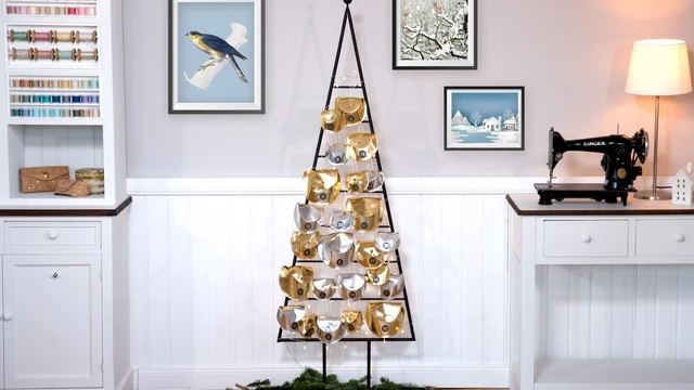 Adventskalender DIY selbernähen Weihnachtsbaum metall freebie