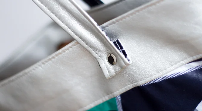Tasche mit Lederriemen und Niete selber nähen