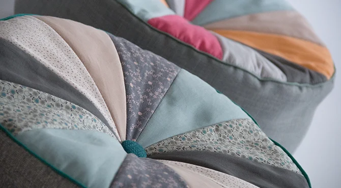 Schnittmuster kostenlos Sitzkissen Pouf Wohnaccessoire