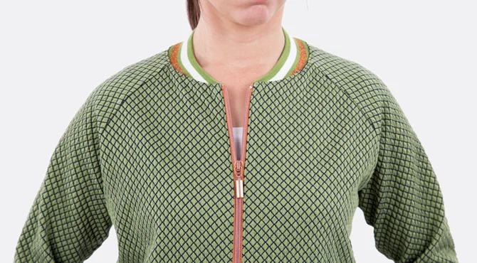 Blouson Retrostyle mit Kupfer-Reißverschluss und Streifenbündchen Anleitung Blouson Retrostyle mit Kupfer-Reißverschluss und Streifenbündchen Anleitung