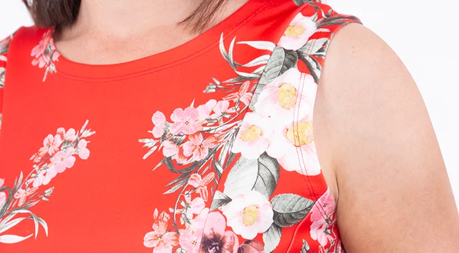 Schnittmuster Damenkleid Ausschnittnaht