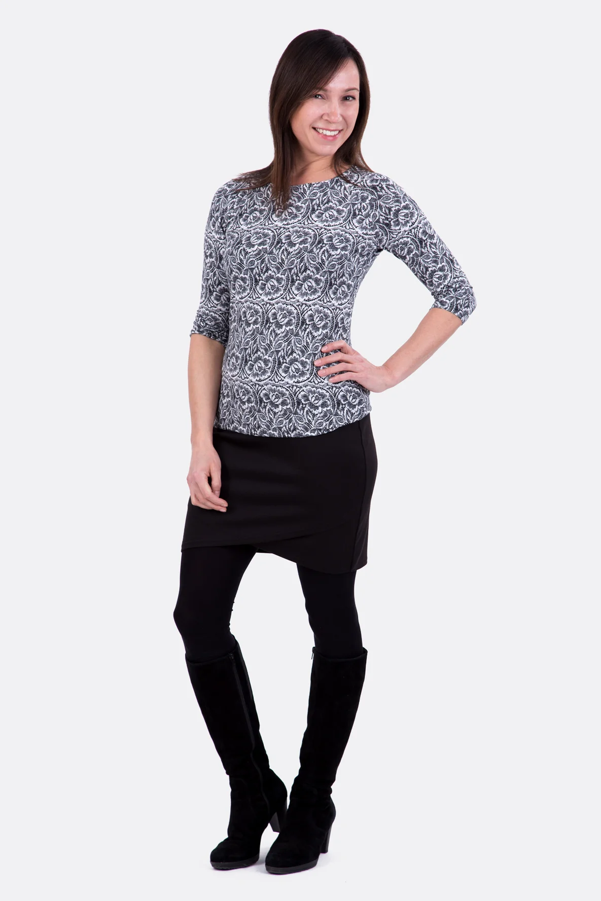 schnittmuster_damen_blumen_raglanshirt_minirock_outfit Thumbnail