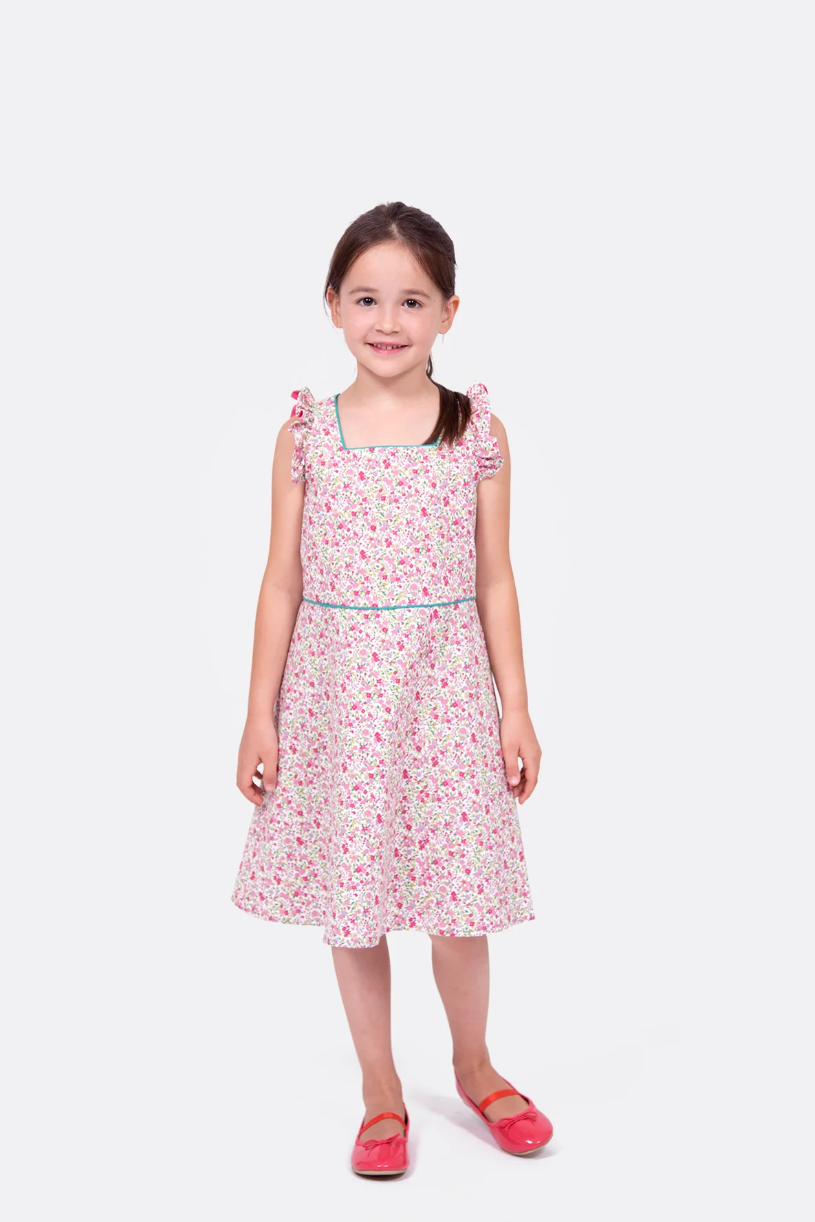 schnittmuster_kinderkleid_aermelruesche_naehen Thumbnail