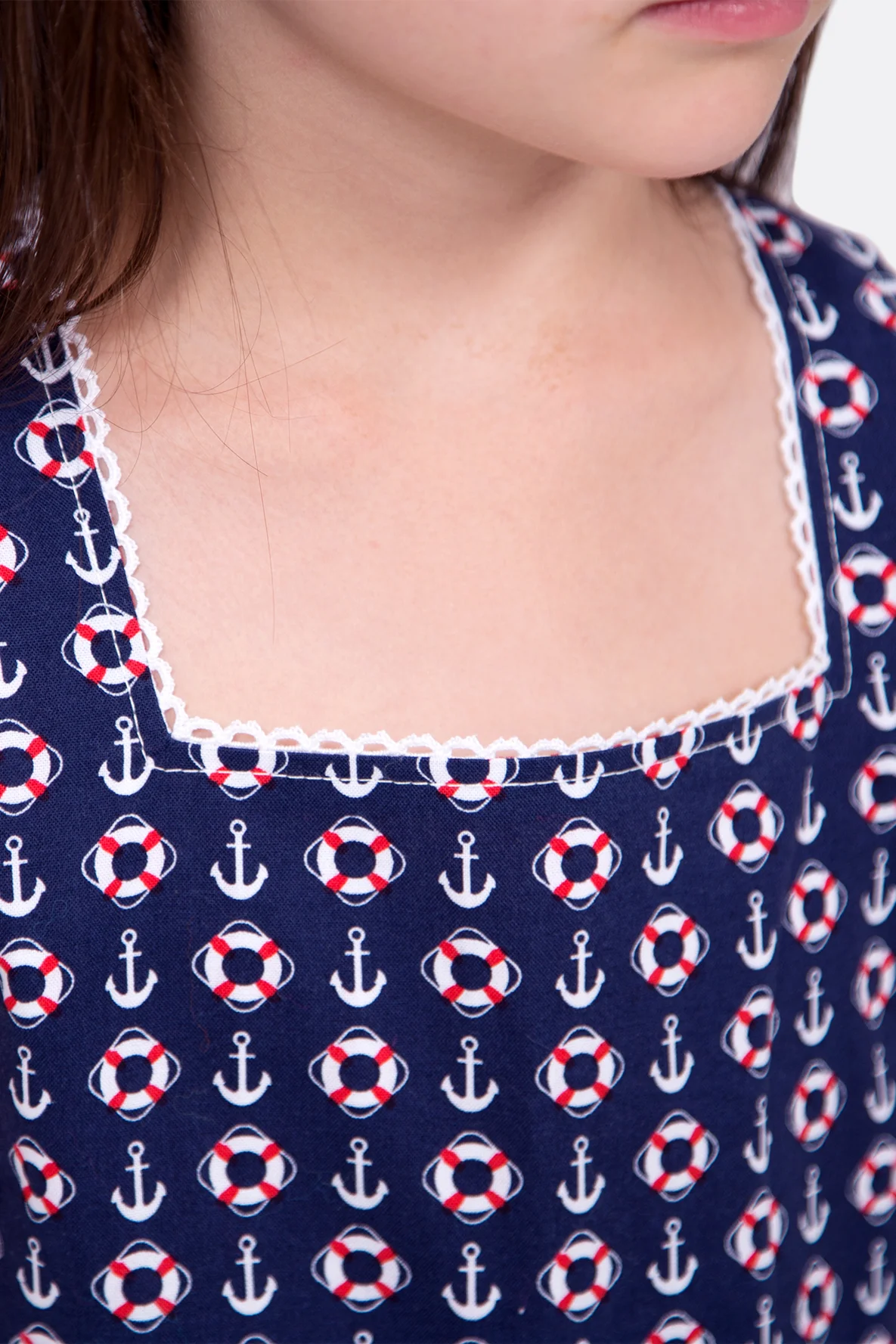 schnittmuster_kinderkleid_eckiger_ausschnitt_naehen Thumbnail
