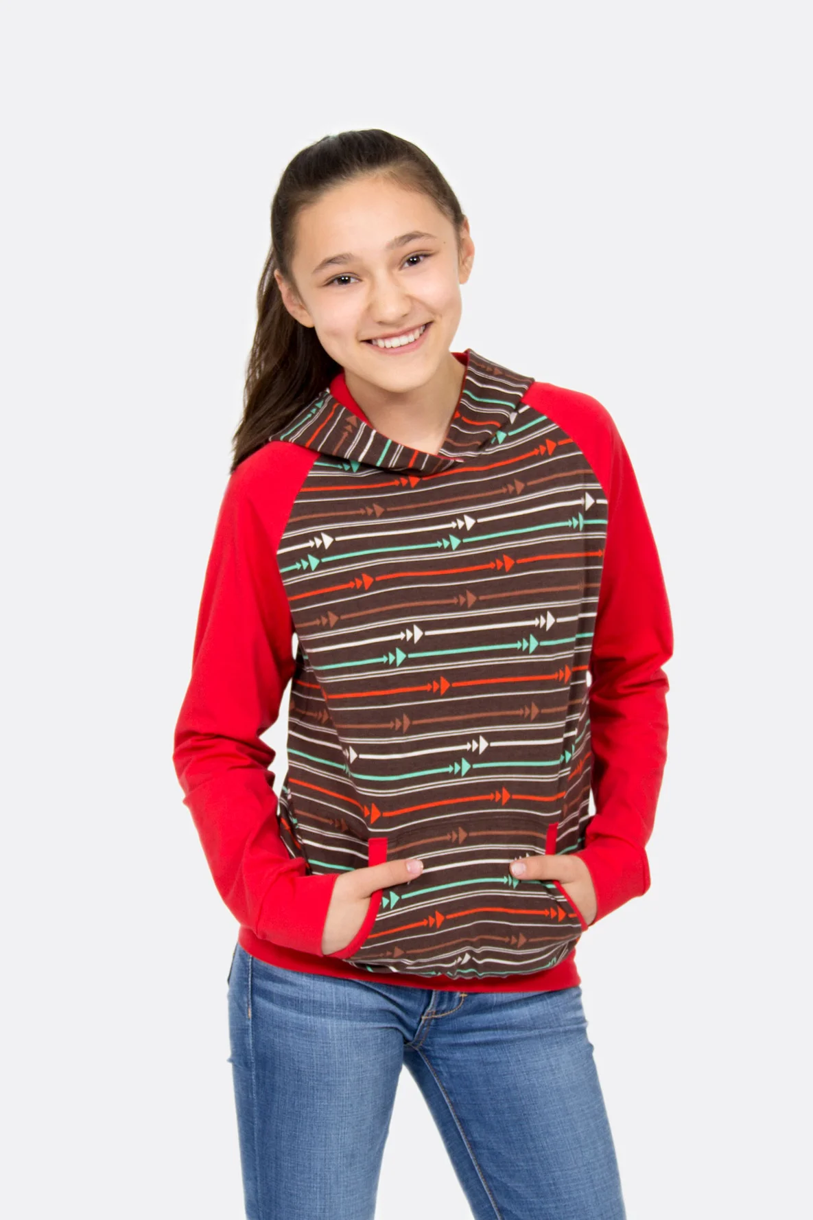 schnittmuster_maedchen_raglan_kapuzenpullover_naehen Thumbnail