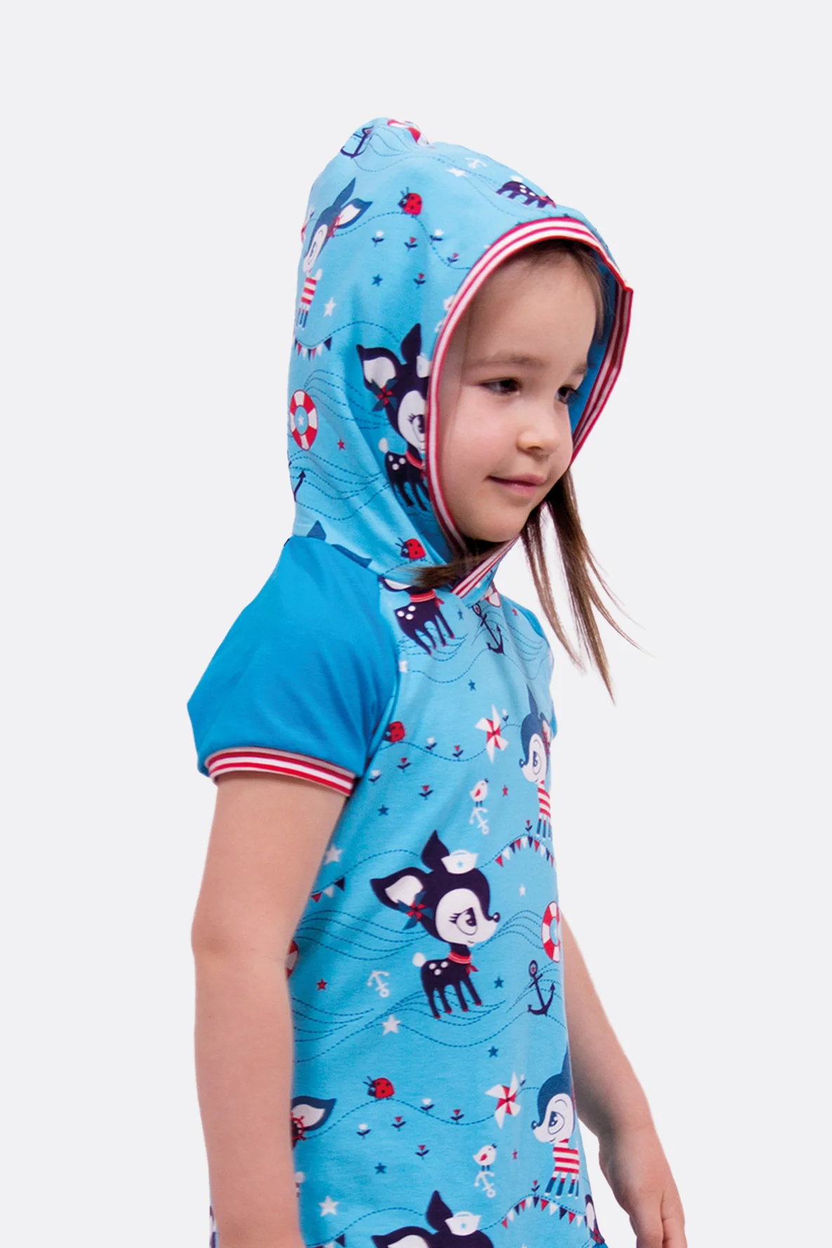 schnittmuster_kindershirt_raglan_kurze_aermel_kapuze_naehen Thumbnail