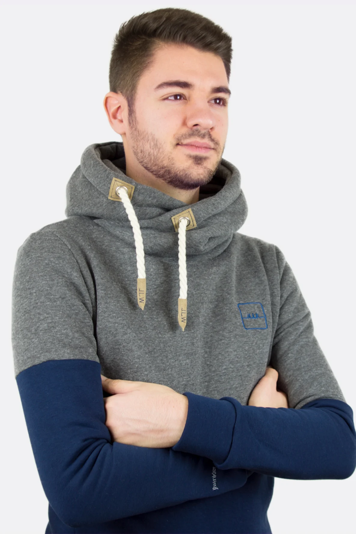 schnittmuster_maenner_kapuzenpullover_kordel Thumbnail