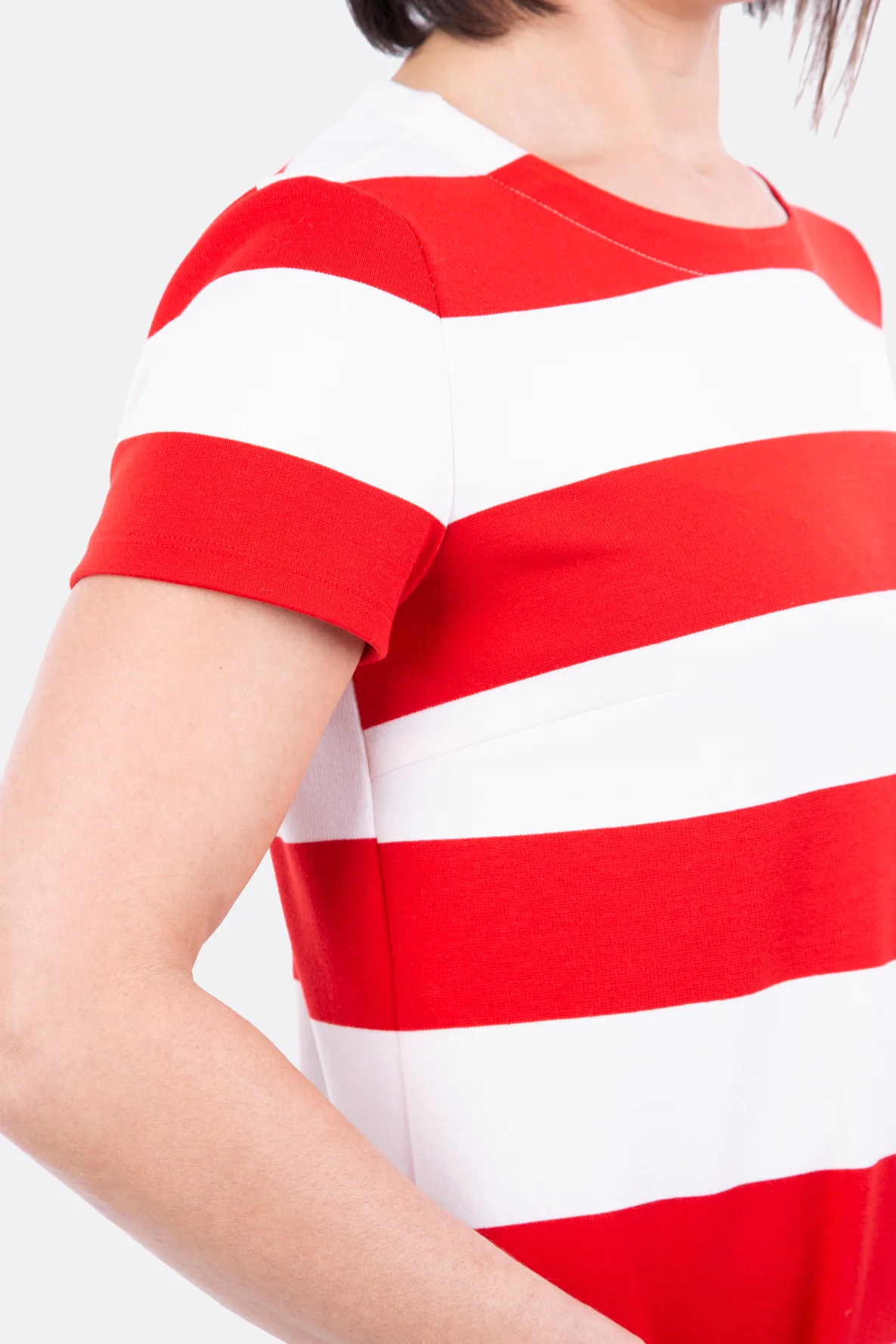 Schnittmuster Damenkleid Brustabnäher Anleitung