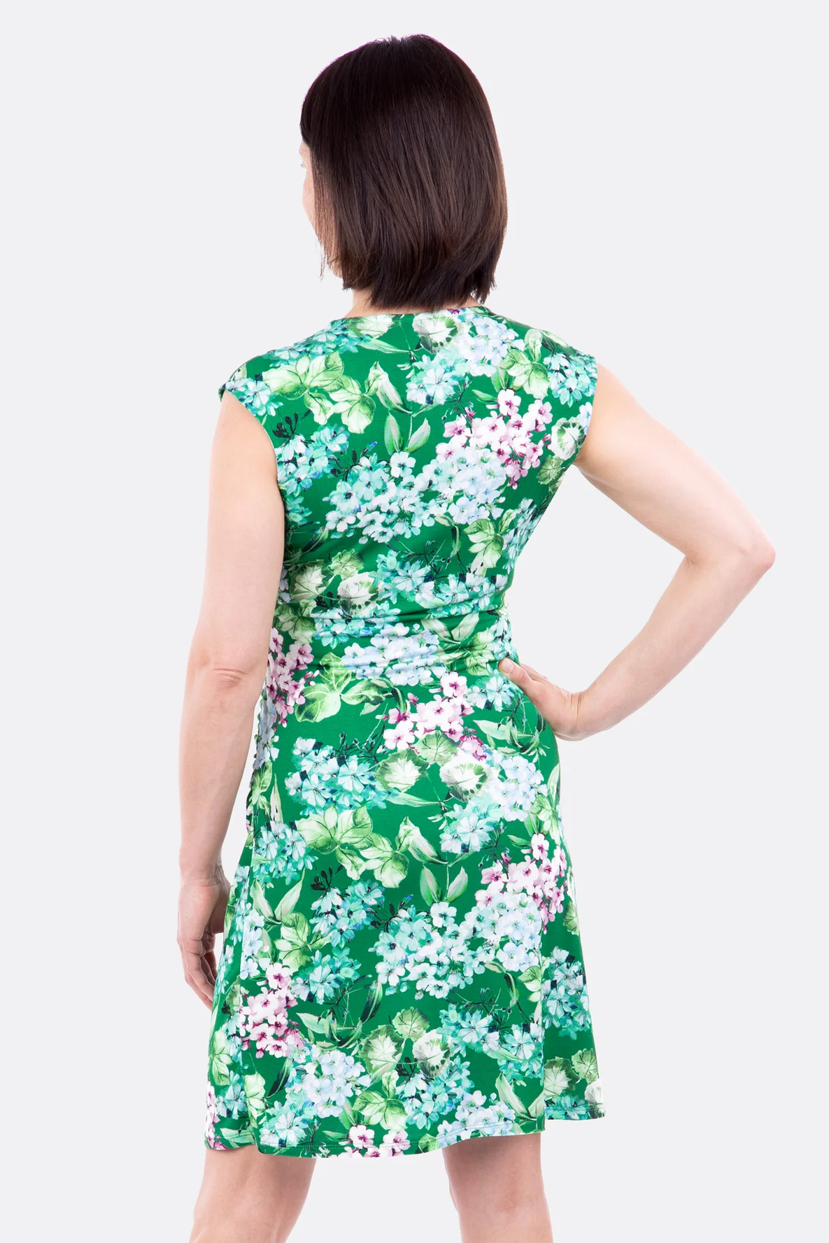 Anleitung Damenkleid Schnittmuster Rückenansicht