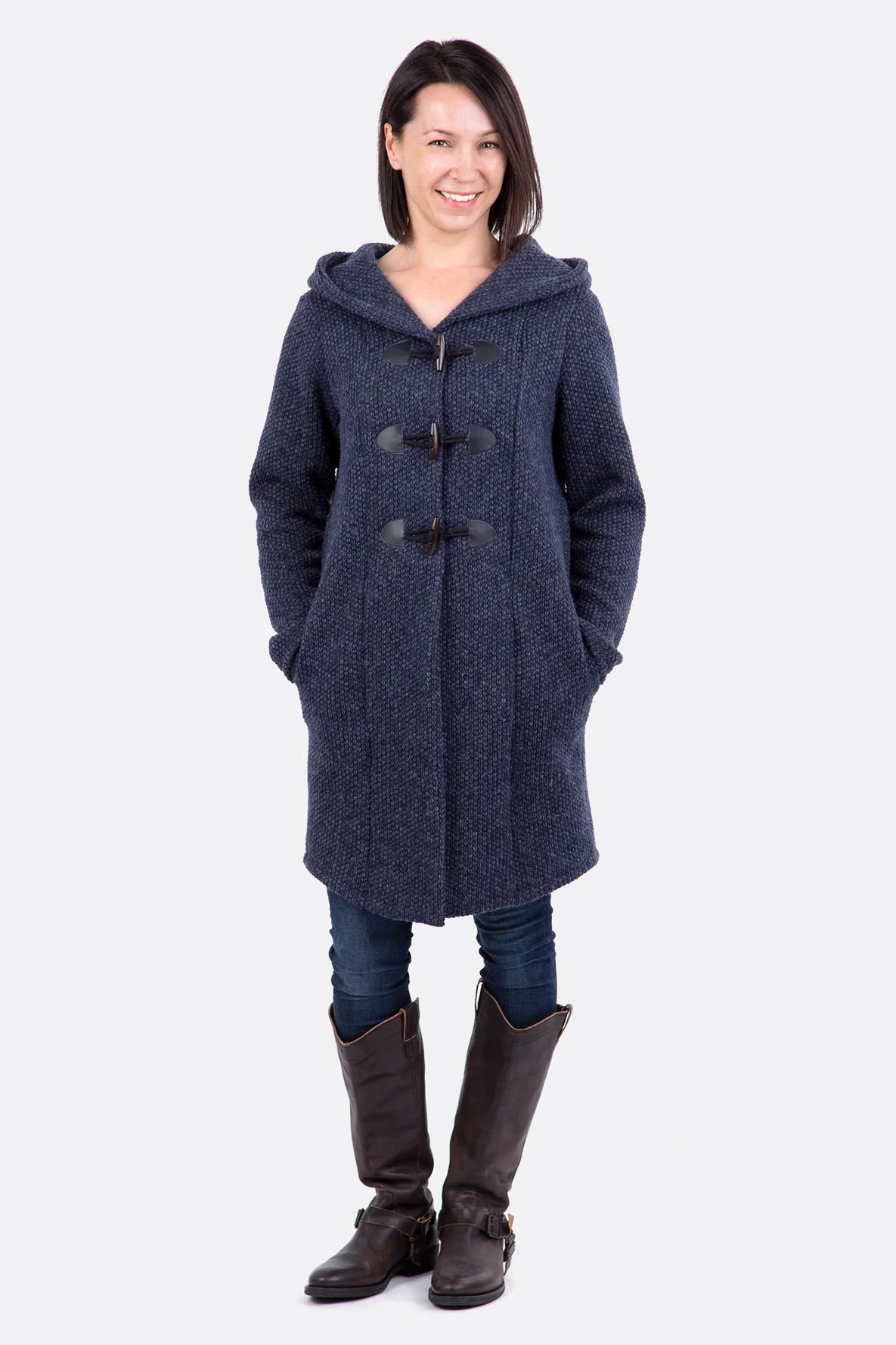 Schnittmuster Damenmantel Wollstoff Knebelverschluss nähen