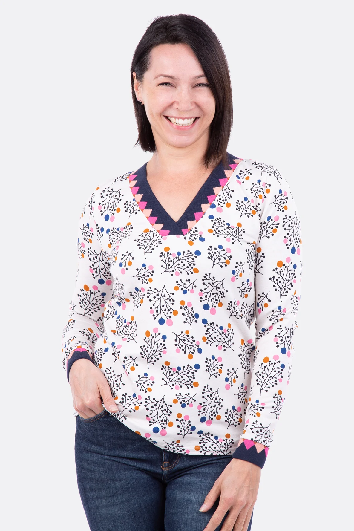 Schnittmuster Damenshirt V-Ausschnitt CuffMe selbernähen