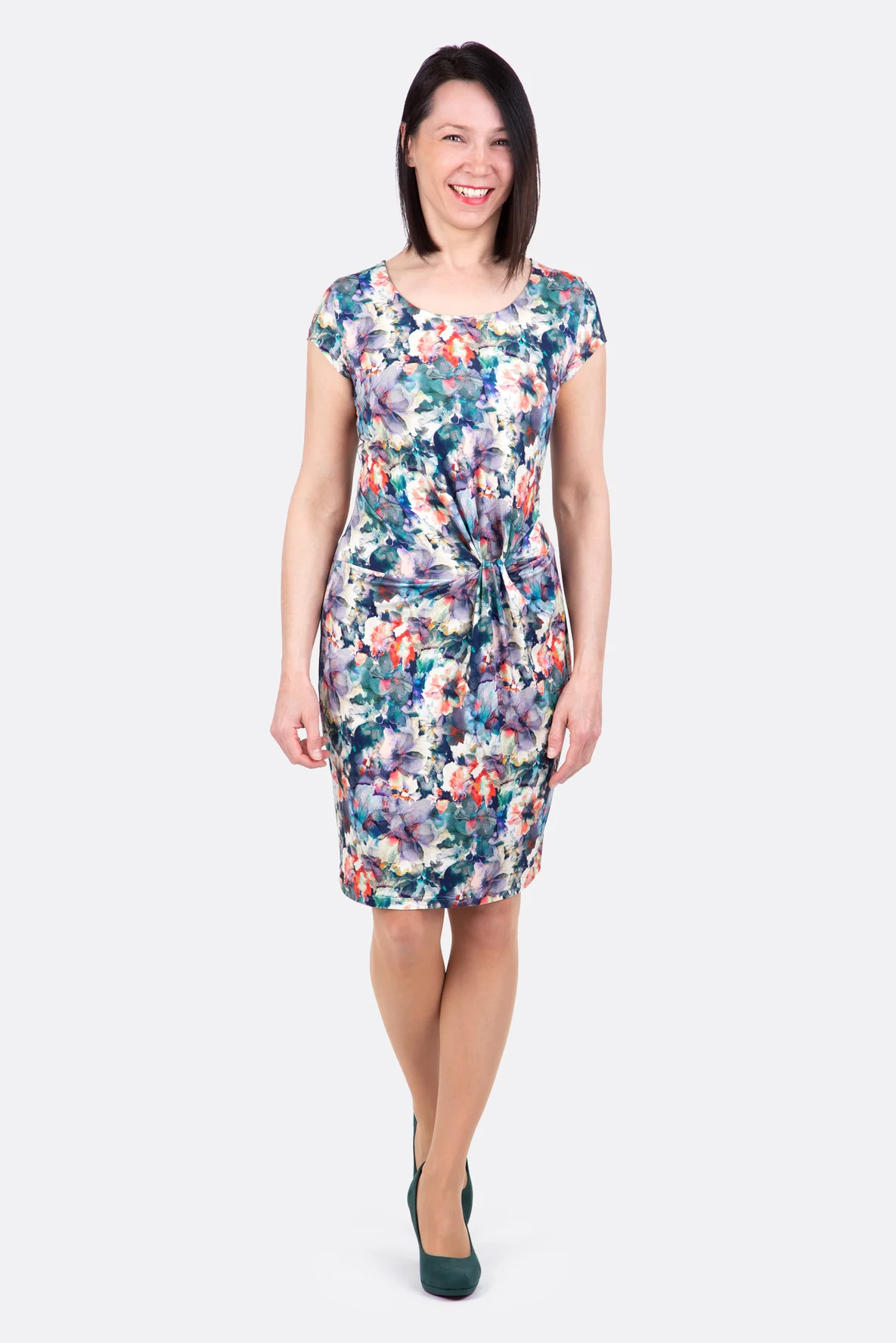 Schnittmuster Damenkleid Sommerkleid Knoten Blumenmuster nähen