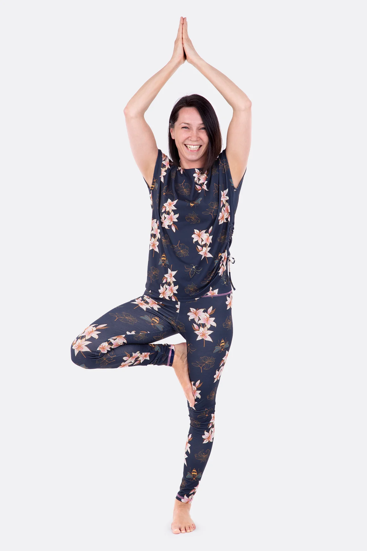 Schnittmuster Damen Yoga-Outfit Shirt Leggings naehen